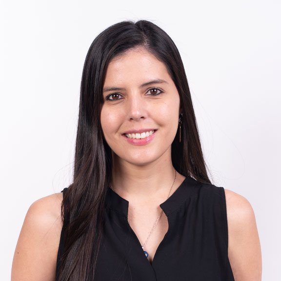 fotografía de [Leyla] [Montiel], [Subgerente Multifamily office]