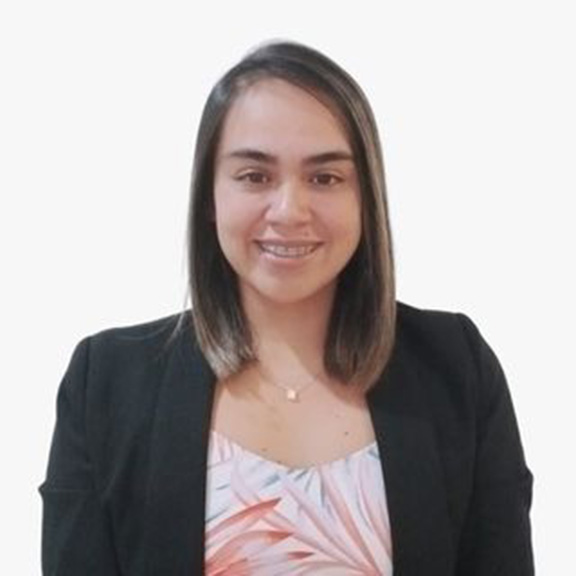 fotografía de [Aracely] [Ortega], [Analista de Operaciones Multifamily office]