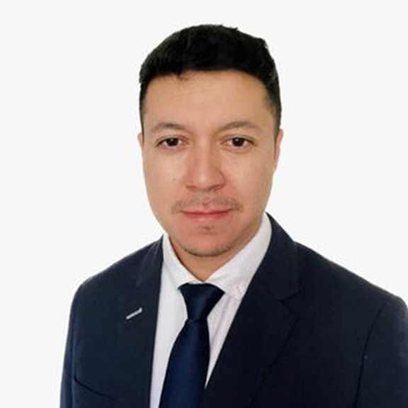 fotografía de [Carlos] [Aguilera], [Analista de Operaciones Multifamily office]